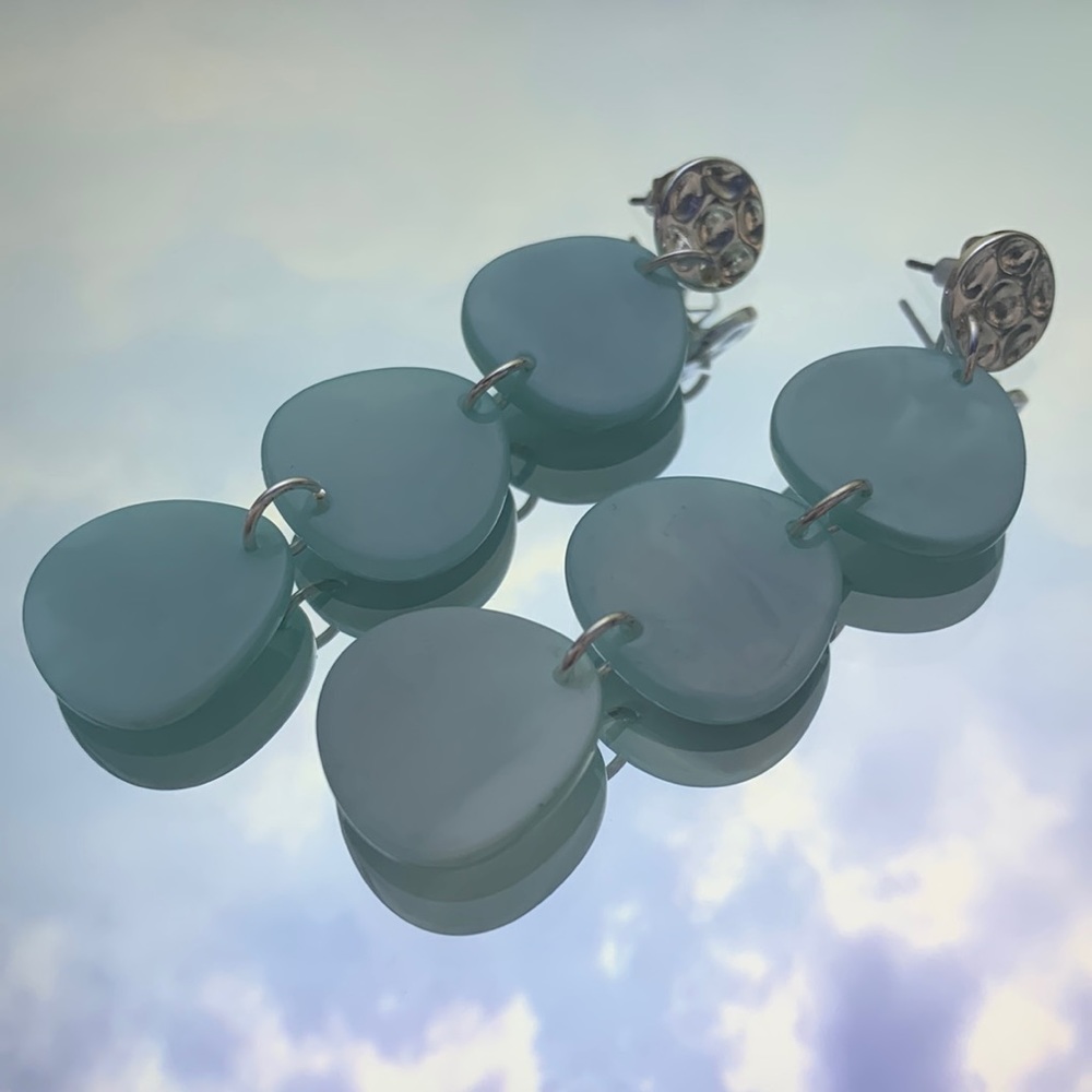 ‼️$𝟓-𝐚𝐝𝐝 𝐨𝐧: Beautiful Turquoise Dangling Earrings
